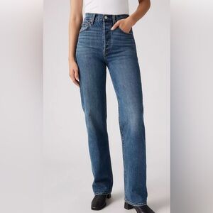Levi ribcage jeans